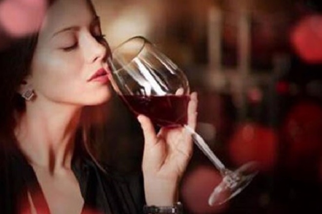Rượu vang tốt cho sức khoẻ nhưng không phải ai cũng có thể sử dụng được . Nguồn ảnh: Internet
